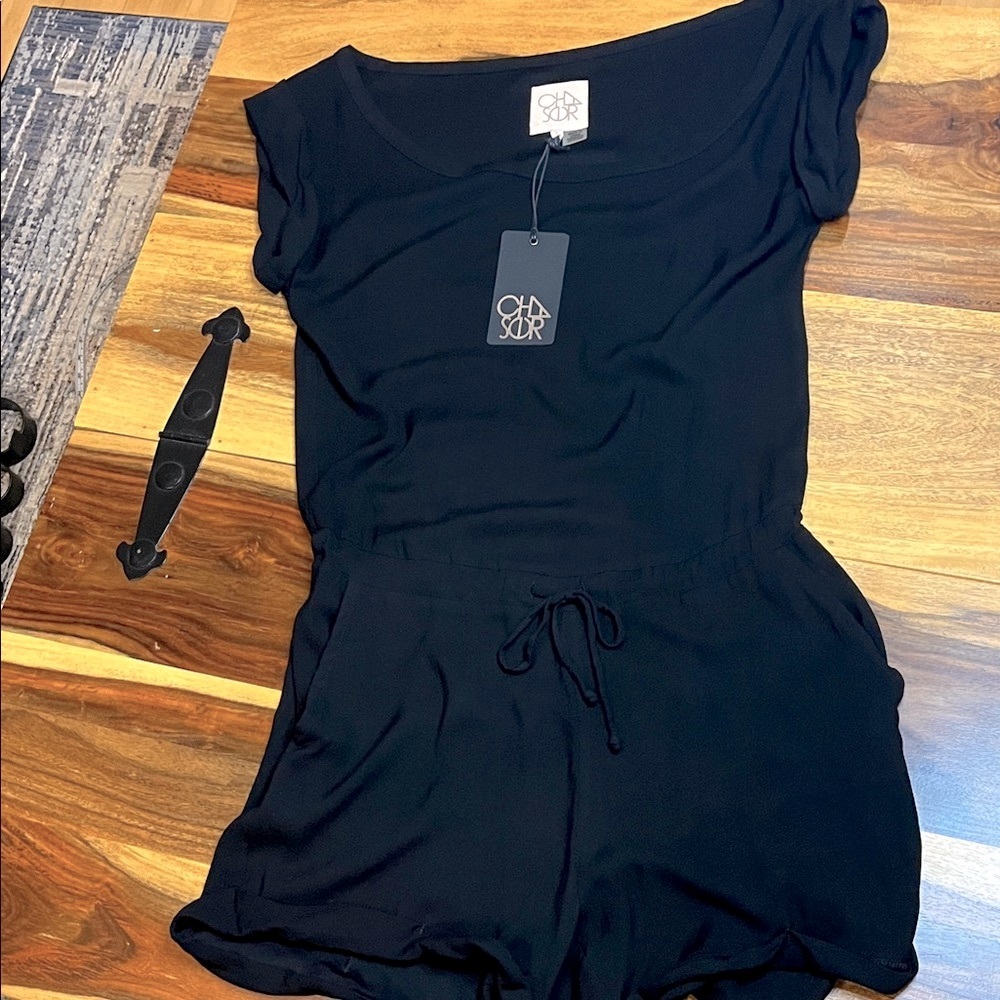 NWT Chaser Heirloom Rolled Sleeve Off Shoulder Black Shorts Romper, Size Small